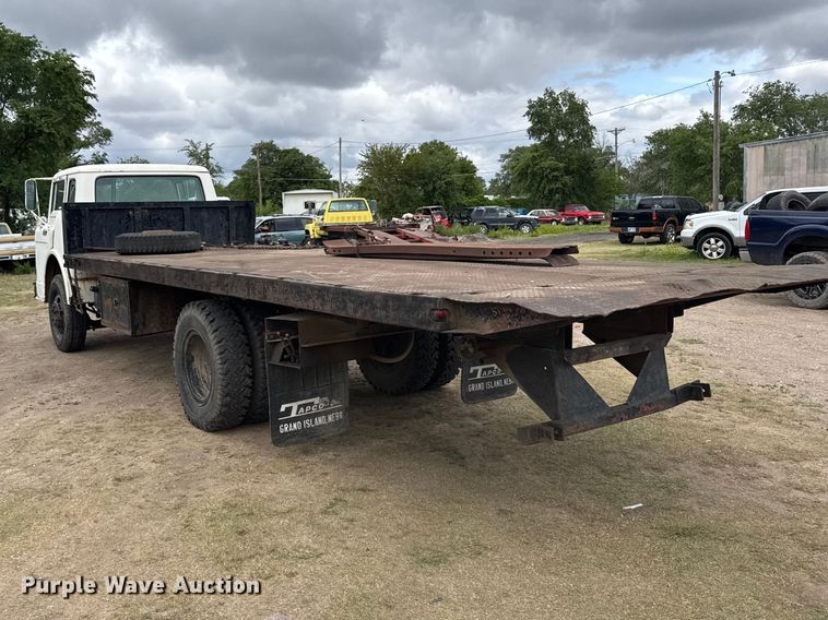 image for item FB7348 1967 Ford C610D rollback truck