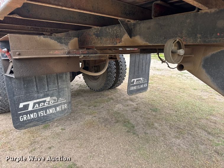 image for item FB7348 1967 Ford C610D rollback truck