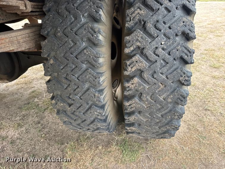 image for item FB7348 1967 Ford C610D rollback truck