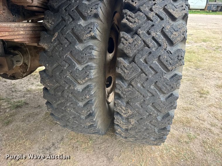 image for item FB7348 1967 Ford C610D rollback truck