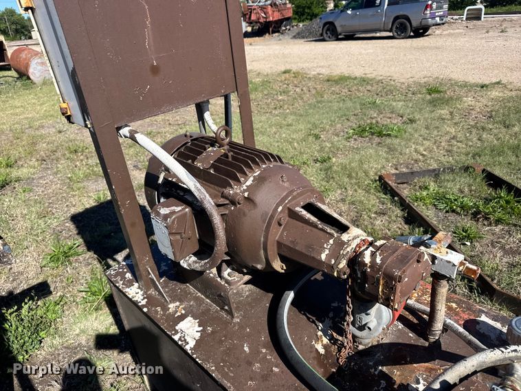 image for item FB7352 Trash compactor