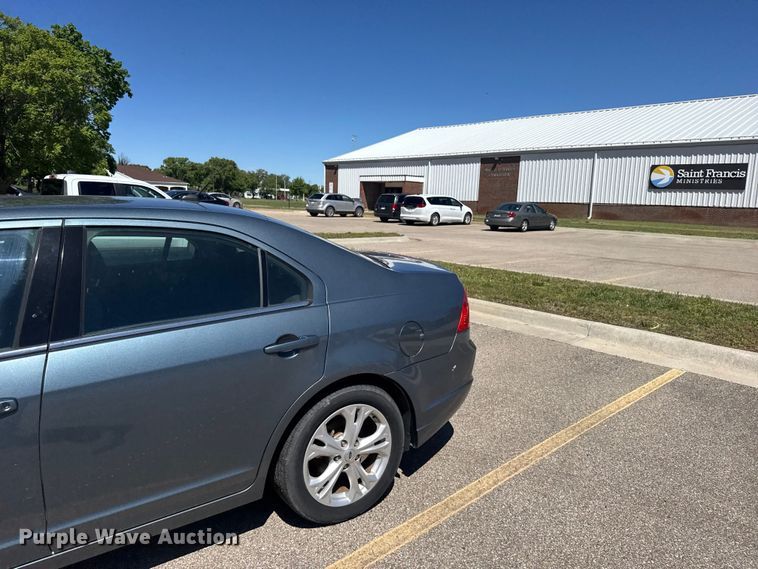 image for item FB7356 2012 Ford Fusion 