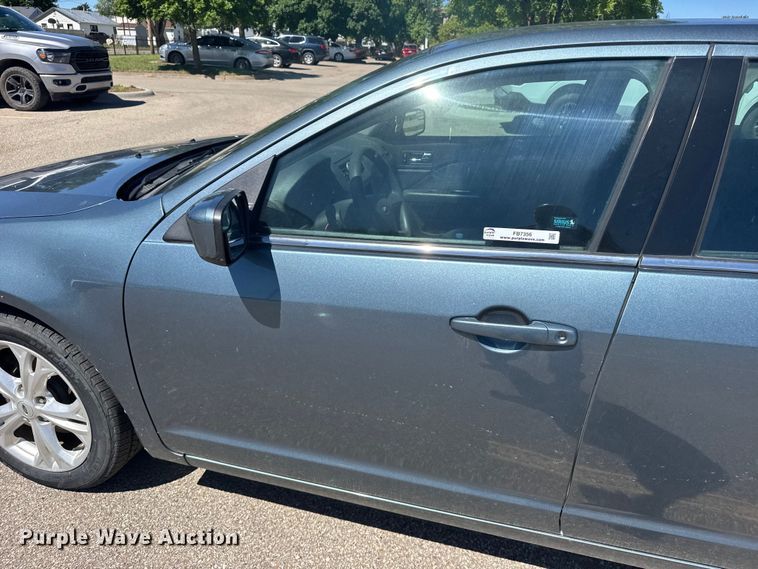image for item FB7356 2012 Ford Fusion 