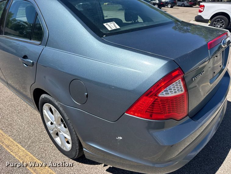 image for item FB7356 2012 Ford Fusion 