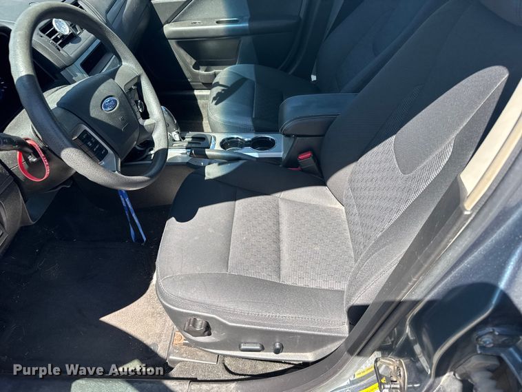 image for item FB7356 2012 Ford Fusion 