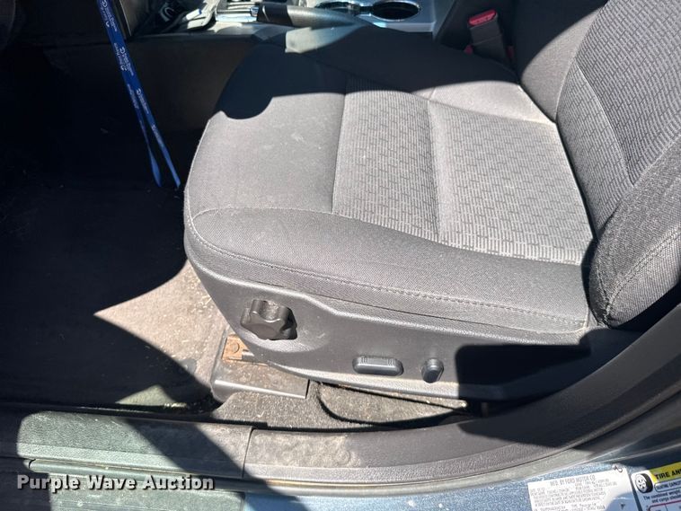 image for item FB7356 2012 Ford Fusion 