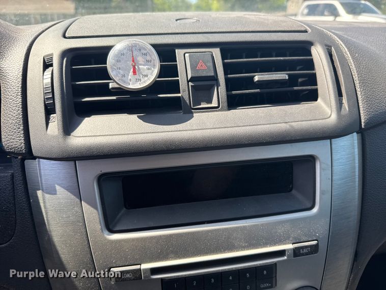 image for item FB7356 2012 Ford Fusion 