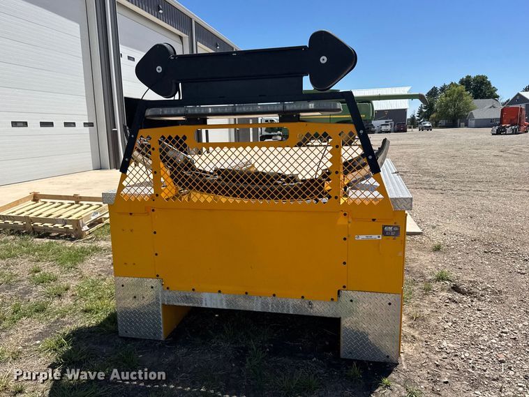 image for item FB7359 CM Truck Beds AI-110