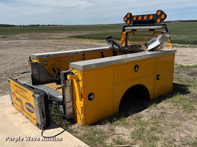 image for item FB7359 CM Truck Beds AI-110