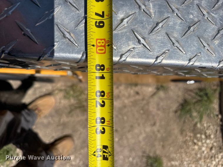 image for item FB7359 CM Truck Beds AI-110