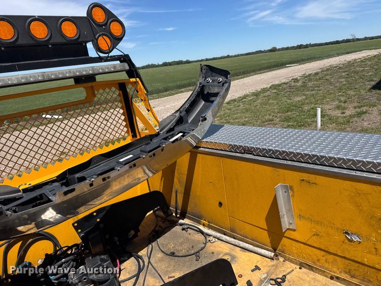 image for item FB7359 CM Truck Beds AI-110