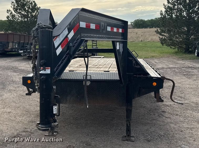 image for item FB7362 2017 PJ equipment trailer