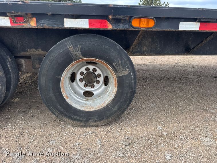 image for item FB7362 2017 PJ equipment trailer