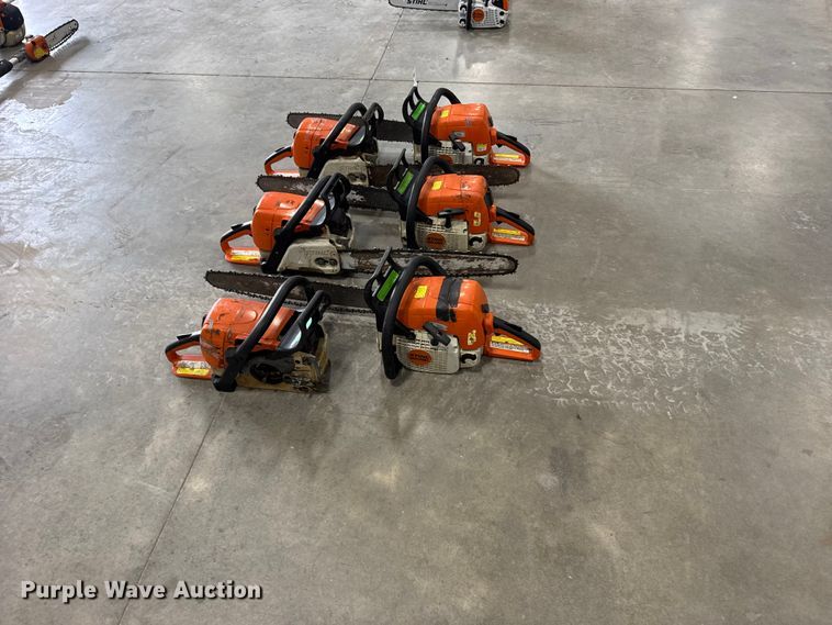 image for item FB7368 (6) Stihl MS290 chainsaws