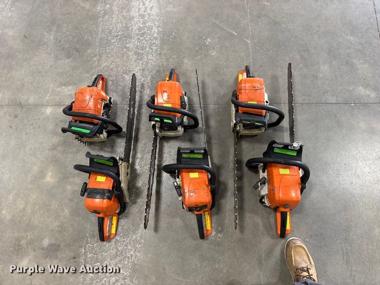 image for item FB7368 (6) Stihl MS290 chainsaws