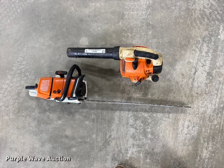 image for item FB7371 Lawn and garden tools