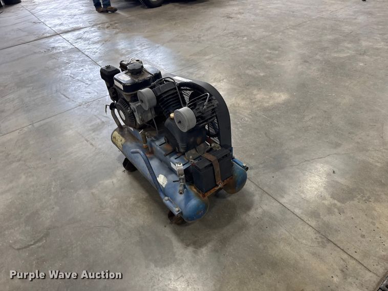 image for item FB7372 Puma air compressor