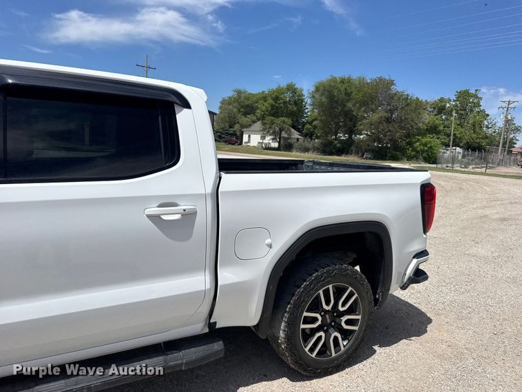 image for item FB7374 2021 GMC Sierra Crew Cab pickup truck