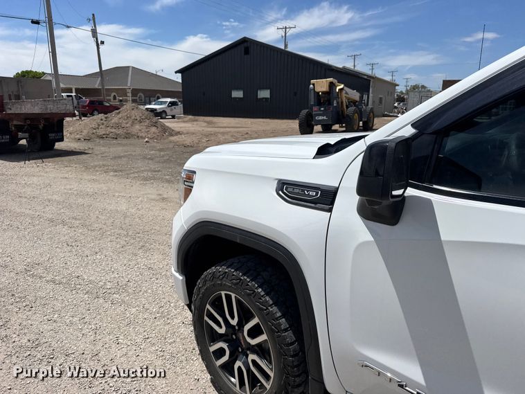 image for item FB7374 2021 GMC Sierra Crew Cab pickup truck