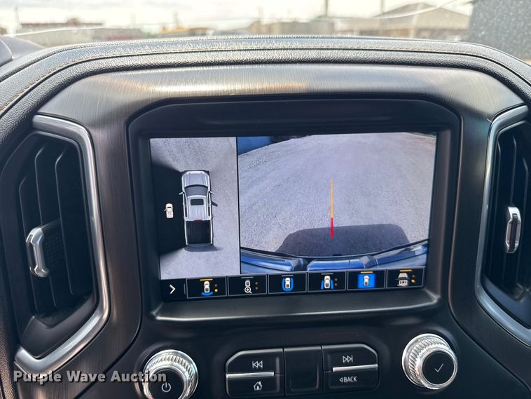image for item FB7374 2021 GMC Sierra Crew Cab pickup truck