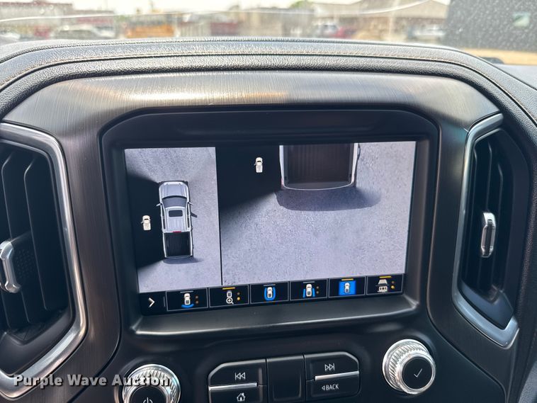 image for item FB7374 2021 GMC Sierra Crew Cab pickup truck