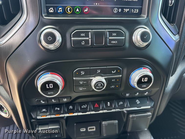image for item FB7374 2021 GMC Sierra Crew Cab pickup truck