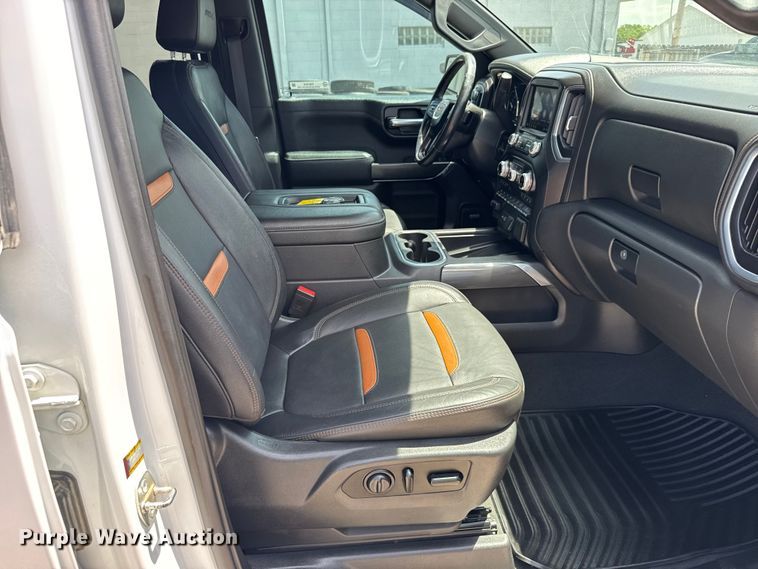 image for item FB7374 2021 GMC Sierra Crew Cab pickup truck