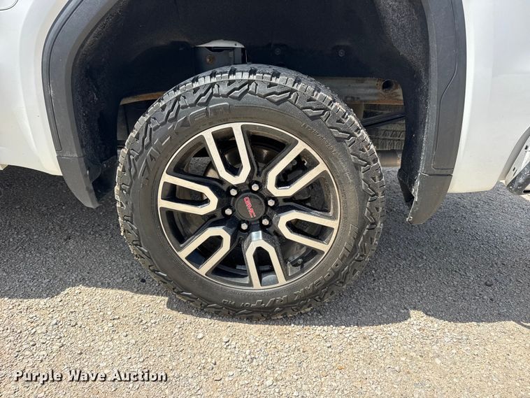 image for item FB7374 2021 GMC Sierra Crew Cab pickup truck