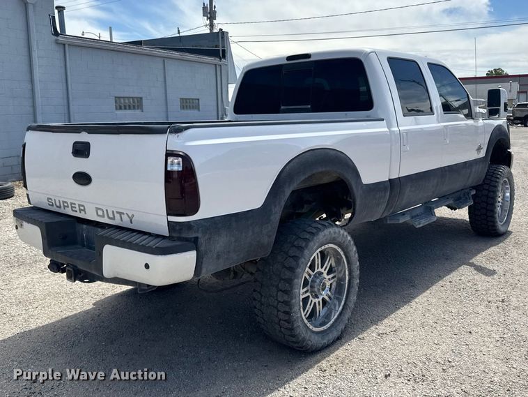 image for item FB7375 2011 Ford F250 Super Duty Crew Cab pickup truck