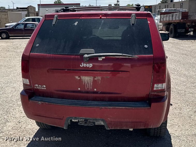 image for item FB7376 2006 Jeep Grand Cherokee SUV