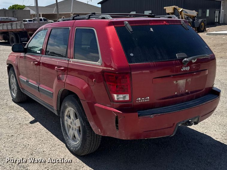 image for item FB7376 2006 Jeep Grand Cherokee SUV
