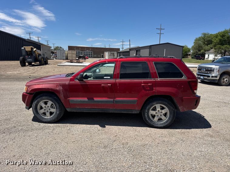 image for item FB7376 2006 Jeep Grand Cherokee SUV