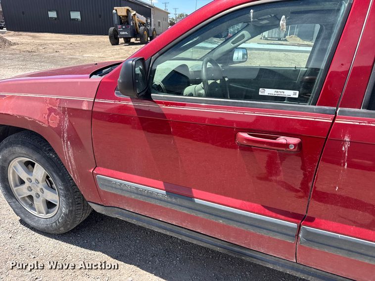 image for item FB7376 2006 Jeep Grand Cherokee SUV