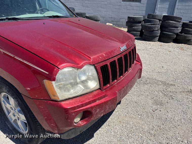 image for item FB7376 2006 Jeep Grand Cherokee SUV