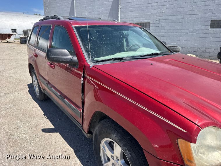 image for item FB7376 2006 Jeep Grand Cherokee SUV