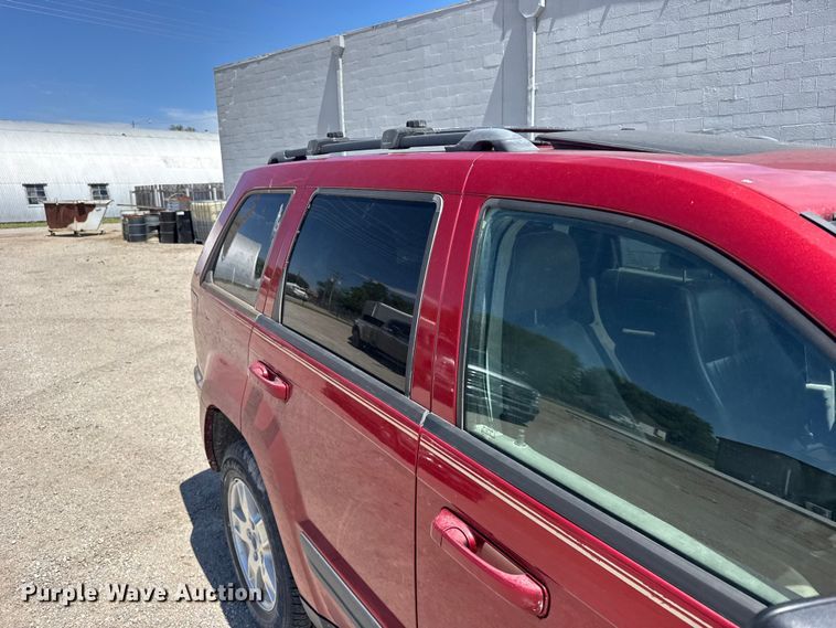 image for item FB7376 2006 Jeep Grand Cherokee SUV