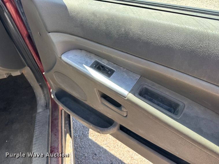 image for item FB7376 2006 Jeep Grand Cherokee SUV