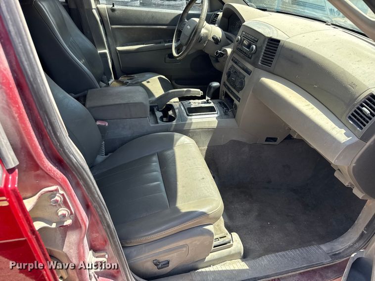 image for item FB7376 2006 Jeep Grand Cherokee SUV