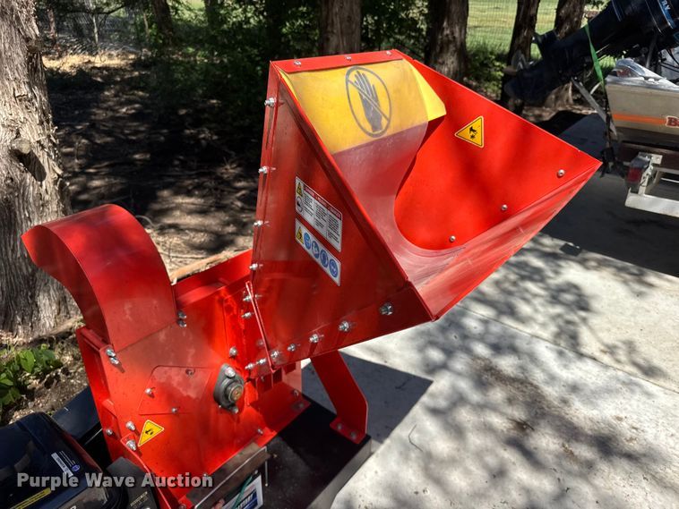 image for item FB7377 DR Pro 475 wood chipper