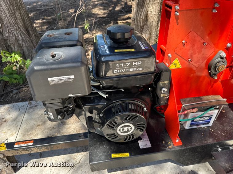image for item FB7377 DR Pro 475 wood chipper