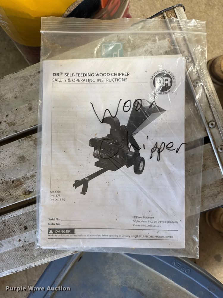 image for item FB7377 DR Pro 475 wood chipper