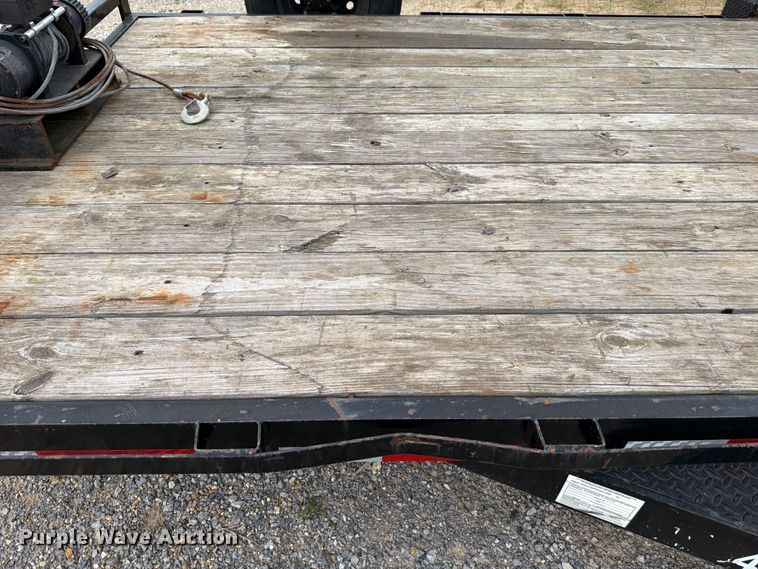 image for item FB8133 2022 Top Hat DCHHD20X83-9.9E-Q equipment trailer