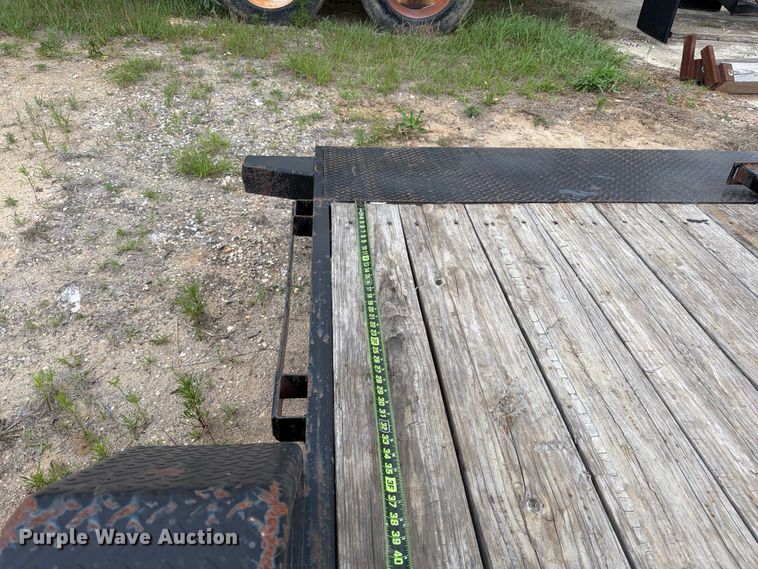 image for item FB8133 2022 Top Hat DCHHD20X83-9.9E-Q equipment trailer