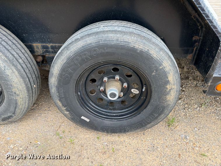 image for item FB8133 2022 Top Hat DCHHD20X83-9.9E-Q equipment trailer