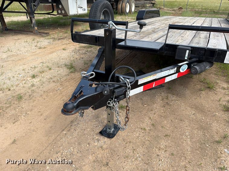 image for item FB8136 2023 Caliber Trailer Mfg. CL722 equipment trailer