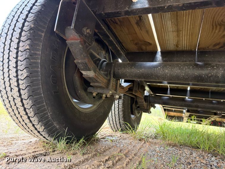 image for item FB8136 2023 Caliber Trailer Mfg. CL722 equipment trailer