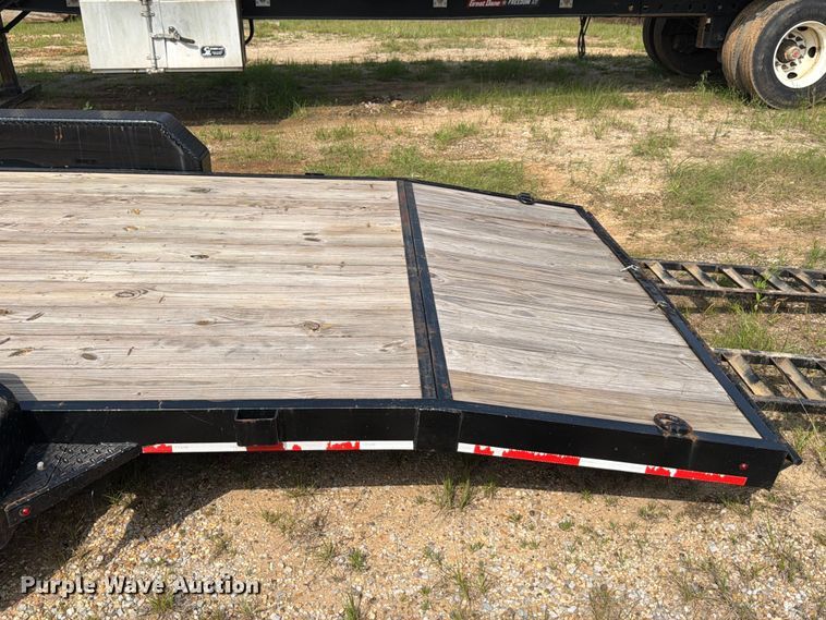 image for item FB8136 2023 Caliber Trailer Mfg. CL722 equipment trailer