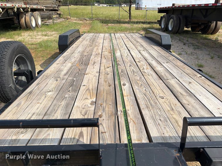 image for item FB8136 2023 Caliber Trailer Mfg. CL722 equipment trailer