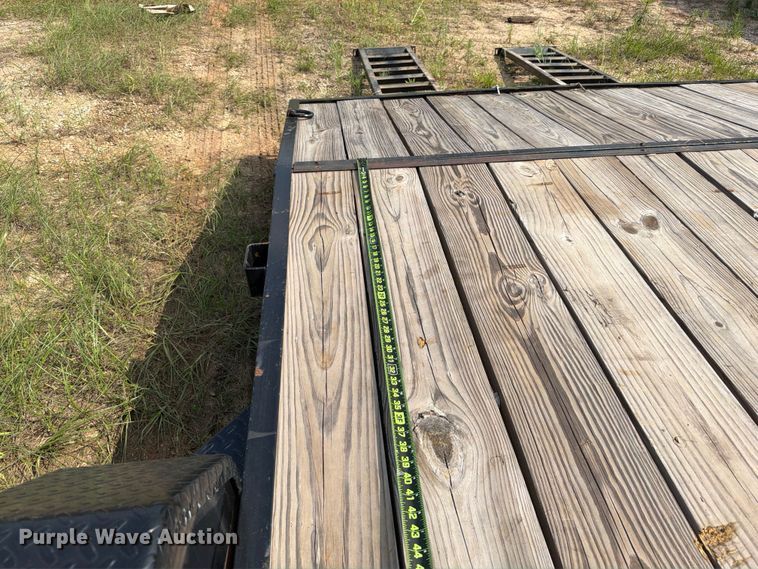 image for item FB8136 2023 Caliber Trailer Mfg. CL722 equipment trailer