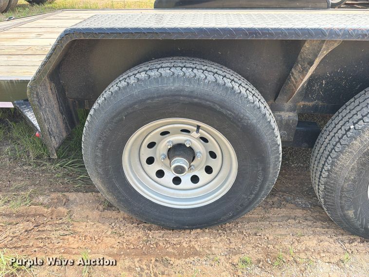image for item FB8136 2023 Caliber Trailer Mfg. CL722 equipment trailer